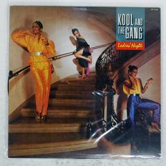 Item thumbnail for item 715ff2b6-5b98-446e-8766-98150cf4a323