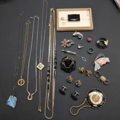 【遺品整理まとめて■76】ジュエリー　SILVER　MONET　ネックレス　ブローチ　リング　イヤリング　手鏡　黒曜石　アクセサリー