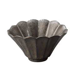 小鉢 11cm 菊小鉢 隠れ窯 尚 皿 食器 和食器 磁器 美濃焼 日本製 （ 食洗機対応 電子レンジ対応 鉢 輪花 菊 ボウル 輪花鉢 カップ 付出 和え物 酢の物 デザート おしゃれ 和モダン 高級感 ）)