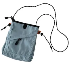 【特価商品】撥水 携帯ポーチ 軽量 斜め掛け かるいかばん シンプル スマホ ポシェット 小銭 鍵 ショルダーバッグ 小物入れ ミニバッグ スマホポーチ お財布バッグ ストラップ付き [Tazive] 男女兼用