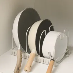 フライパンスタンド 調整できるフライパンスタンド ルームラボ （ room lab フライパンラック フライパン収納 鍋収納 フライパン立て シンク下 フライパン 鍋 キッチン 収納 ラック 整理 キッチン収納 ）)のサムネイル