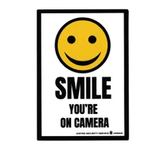セキュリティ ステッカー 防犯 防犯カメラ アメリカン おしゃれ かっこいい 玄関 窓 ガラス アメリカン雑貨 UNITED SECURITY SERVICE SMILE