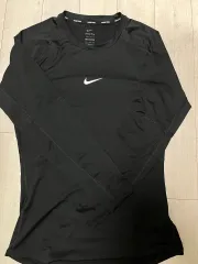 ナイキ 機能性 長袖Tシャツ