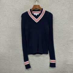 UNIQLO イネス・ド・ラ・フレサンジュ Vネック ケーブル編み ゴージ ニット M A06535