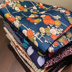 まとめ売り】正絹大島紬7枚 リメイク素材 ハンドメイド向け - メルカリ