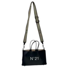 ヌメロヴェントゥーノ N°21 × AYAKO ハンドバッグ ショルダーバッグ 肩掛け 2WAY ロゴ プリント スクエア 長方形 ストラップ付き オープントップ 黒 ブラック ベージュ