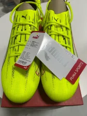 プーマ ウルトラ 6 アルティメット FG 265mm