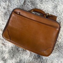 牛皮 Loous ビジネス バッグ とてもしっかりした作りです。 ショルダー 