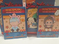 POP MART ハチププ 出品