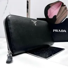 ◇極美品◇プラダ　サフィアーノレザー長財布　ロゴ金具　ブラック×ピンクベージュ