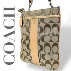 ☆★COACH　コーチ★ショルダーバッグ　斜め掛け　シグネチャー　ベージュ　ロゴ　チャーム　キャンバス　レザー★♯2261