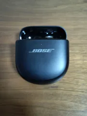美品　Bose QuietComfort Earbuds II 充電ケースのみ　ブラック