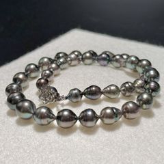 ペルラジオーネ☆14金WG 黒蝶ケシパール＆ベビーアコヤステーション