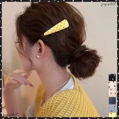 ドット柄 三角ヘアクリップ韓国風 可愛い 大人かわいい 水玉模様スリーピン フェミニン 簡単髪留め きれいめ 髪飾り 上品 ヘアアクセサリー カジュアル プチプラ スナップクリップ ヘアアクセ お洒落 ヘアアレンジ 軽量 送料無料