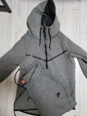 2026年最新】nike テックフリース セットアップ グレーの人気アイテム