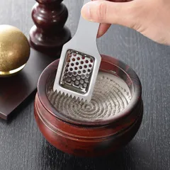 灰とり 灰ならし ステンレス製 （ 灰取り 灰ふるい 灰 香炉 掃除 簡単 線香 仏具 仏壇用品 ふるい 燃えカス ろうそく お手入れ 法事 法要 火鉢 お線香 便利 ）)