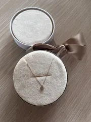 【AHKAH】AHKAH collection/nudityシリーズ　ヌーディーフルール ネックレス（付属品完備）