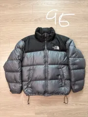 (95 送料込み)THE NORTH FACE ザノースフェイス 700 Nuptse(ヌプシ) ダウン 黒/グレー