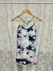 2) ルルレモン マルチカラー タンクトップ