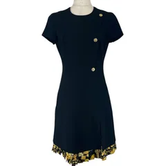 極美品▲VERSACE ヴェルサーチ 2022年製 1006082 メデューサボタン バロック柄 ワンピース ブラック 36 ブルガリア製 正規品 レディースのサムネイル