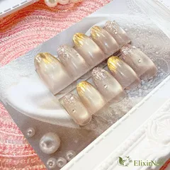 【現品】ネイルチップ　ベージュ　ゴールド　ミラー