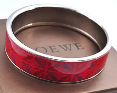 美品 LOEWE ロエベ バングル ブレスレット アナグラム 総柄 レッド 赤 シルバー 銀 Ladies レディース 女性 付属品完備のサムネイル