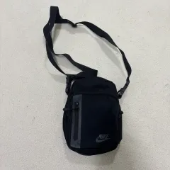 (実寸確認) ナイキ マイエレメント プレミアム クロスボディーバッグ ミニ 1223