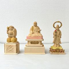 アウトレット 仏像 日蓮宗 3体セット 2.5寸 日蓮聖人 大黒天 鬼子母神 最大高さ18.5cm 白木 木彫 色付き 彩色