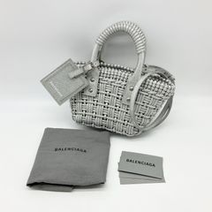 BALENCIAGA ミントグリーン かごバッグ - メルカリ