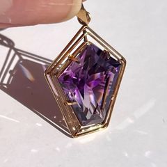 ❤️超綺麗＊夢幻の紫❗️大粒 宝石級 アメジストペンダント 