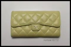 ■CHANEL 25番台 マトラッセ GD金具 レザー 2つ折り財布 シャネル ■0212th231416