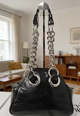 VVW チェーン ショルダーバッグ ブラック×シルバー