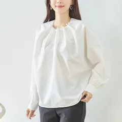 ブラウス レディース 長袖 フェイクパール タック ドレープ ゆったり きれいめ オフィス フォーマル セレモニー 無地 TRUBE