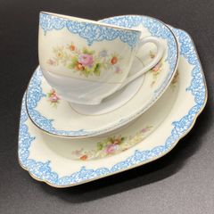 貴重な美品！ オールドノリタケ ・ 金盛上 花籠装飾図紋 キャビネット