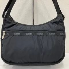 90　LeSportsac　レスポートサック　 ショルダーバッグ　斜めがけ　紐調節可能　 クラシックホーボー　ブラック系　黒　 ロゴショルダー　ナイロン　軽量　 レディース