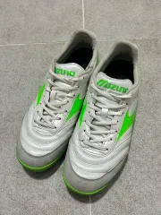 ミズノ モレリア サッカーシューズ 260mm