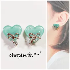 （ 1072 ） カボション ハート 揺れる リボン レジン ピアス イヤリング