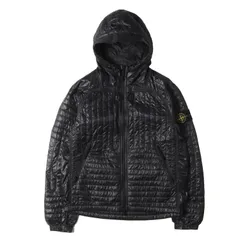 【美品】STONE ISLAND ストーンアイランド ジャケット ブラック 黒 サイズ:S | 24AW プリマロフト パテッド ジャケット (PERTEX QUATUM NETPLUS PRIMALOFT) | アウター ブルゾン 上着【メンズ】【中古】のサムネイル