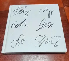 2026年最新】ive サイン入りの人気アイテム - メルカリ