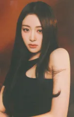 LE SSERAFIM YUNJIN トレーディングカード 5/9