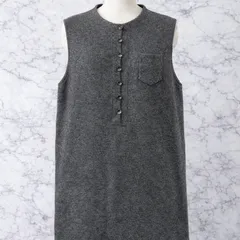 グレー　ノースリーブ　ニットベスト