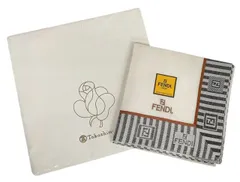 未使用 フェンディ  ハンカチ  ズッカ スカーフ ロゴ ホワイト　グレー　白　コットン 綿　100％　メンズ　 レディース　FENDI 