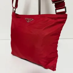 PRADA プラダ ショルダーバッグ テスートナイロン クロスボディバッグ 肩掛け 斜め掛け レッド 三角ロゴ トライアングルロゴプレート B496