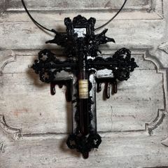 1点限定品】Sacred Relic - 磔刑の骨十字架オブジェ - メルカリ