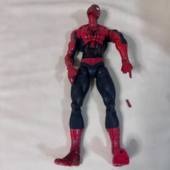 マーベルユニバース スパイダーマン 黒と赤 3.75 インチ フィギュア