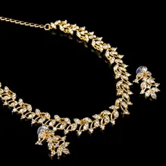 シンプルラインストーンのネックレス＆ピアスセット　パーティーや結婚式などへ　アクセサリーセット / ネックレス ピアス 