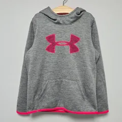 140 アンダーアーマー キッズ 女の子 フーディーTシャツ