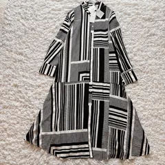 オペークドットクリップ　OPAQUE.CLIP　ジオメトリック柄ワンピース