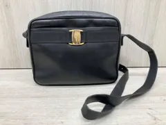 Salvatore Ferragamo BA214683／ショルダーバッグ バッグ ブラック 