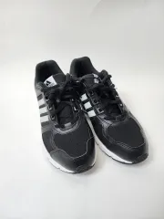 アディダス 黒色 スニーカー